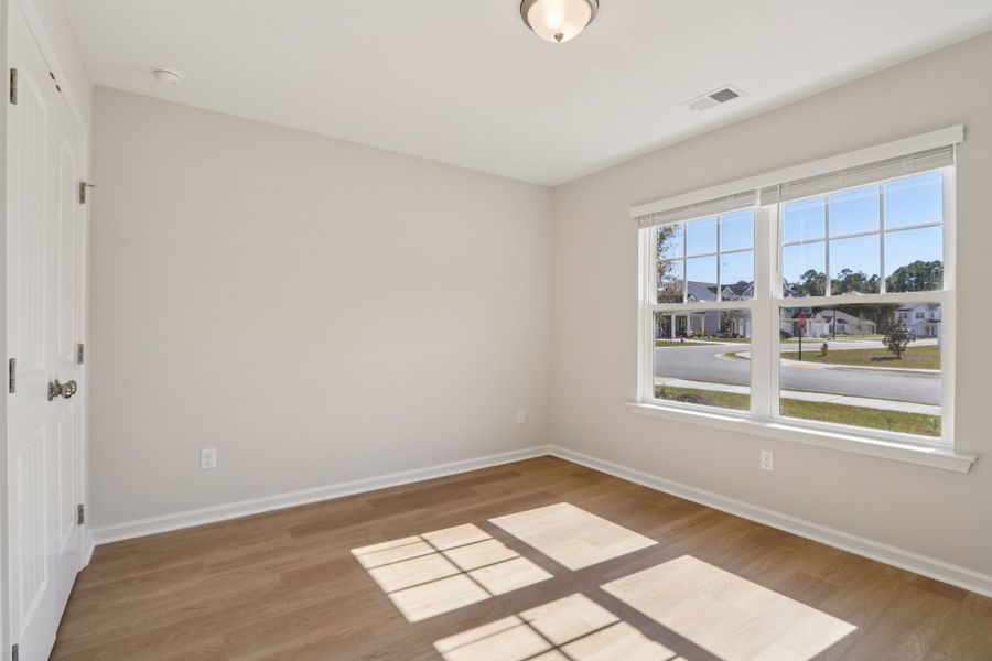 Spacious, unfurnished interior of a new home in Heritage at New Riverside, Bluffton (Image 16).