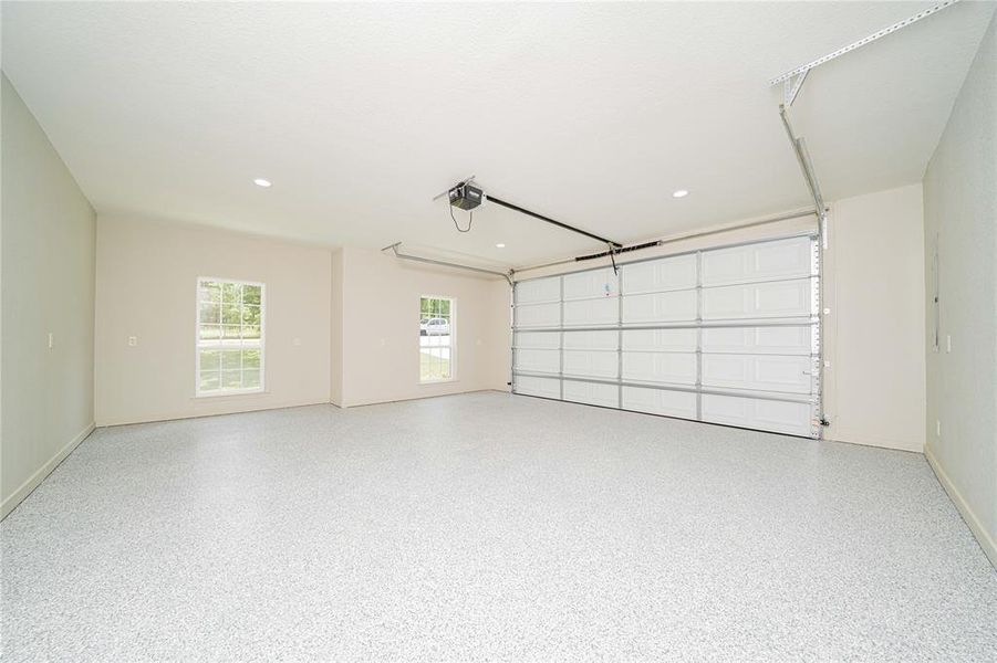 Spacious, unfurnished interior of a new home in , Gladewater (Image 21).