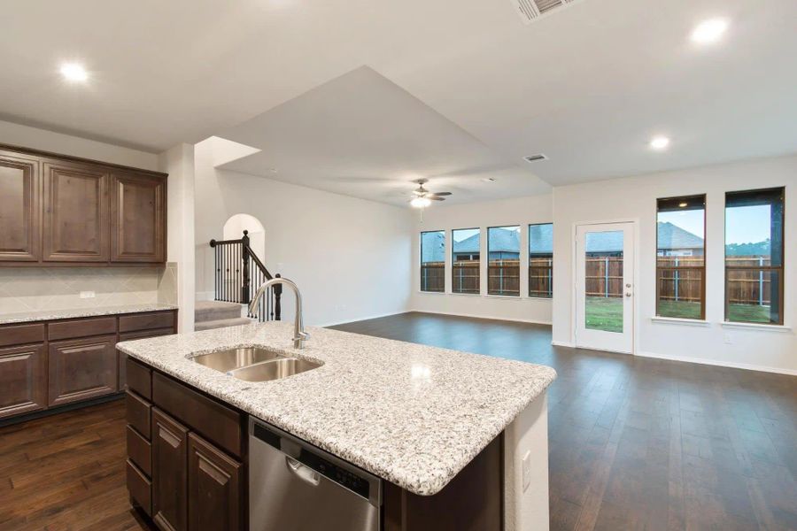 Kitchen | Concept 2844 at Hunters Ridge in Crowley, TX by Landsea Homes