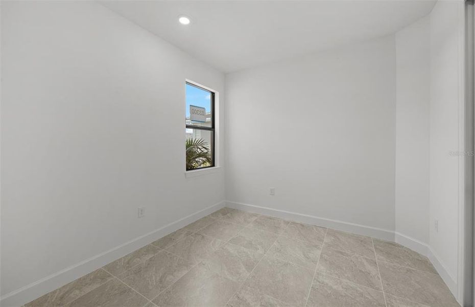 Spacious, unfurnished interior of a new home in Del Webb Catalina, Lakewood Ranch (Image 20). Spacious, unfurnished interior of a new home in Del Webb Catalina, Lakewood Ranch (Image 20).