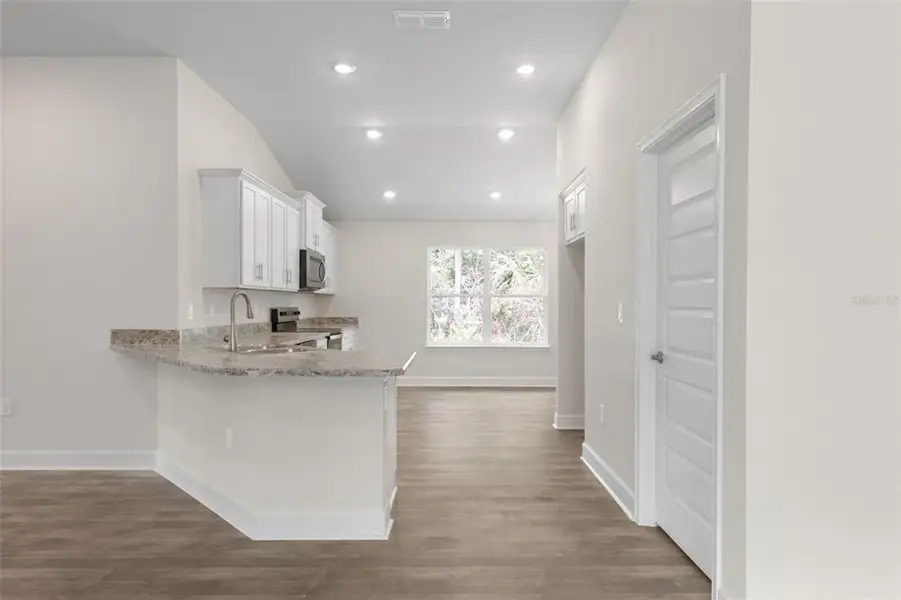 Furnished interior view inside a new home in Palm Coast, Palm Coast (Image 5).
