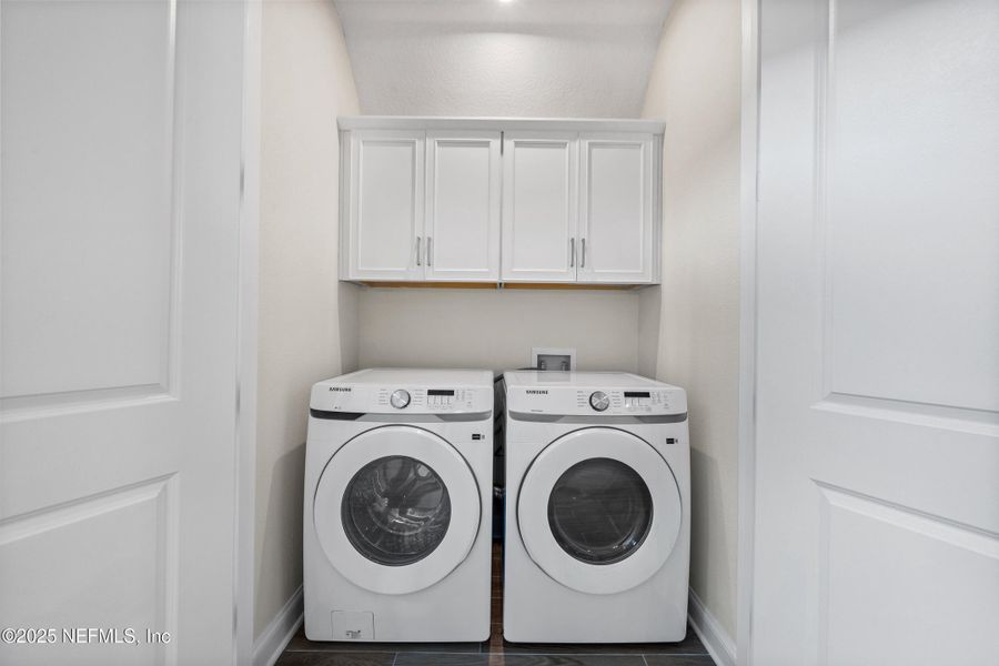 Close-up of interior finishes inside a home in , Jacksonville (Image 18).