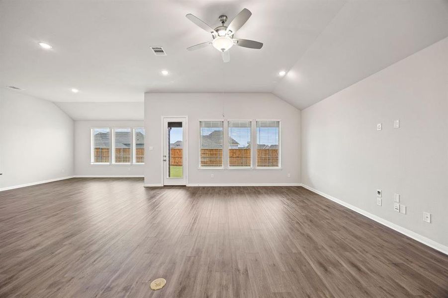 13-web-or-mls-1426-red-clover-ave