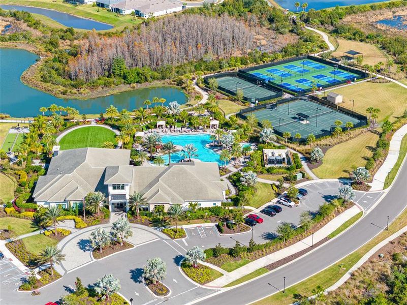 Community amenities in Esplanade at Wiregrass Ranch, Wesley Chapel (Image 30).