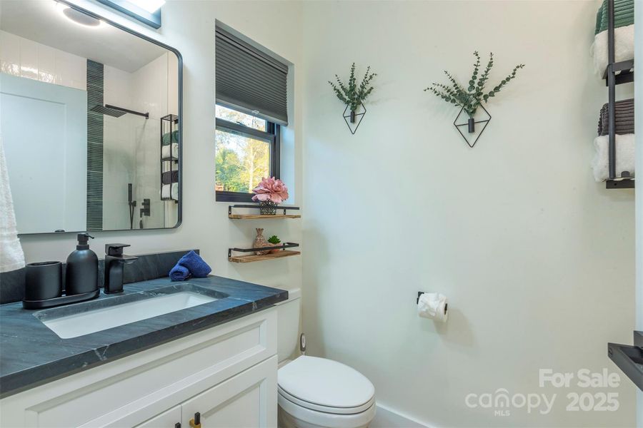 Another Ensuite Bathrooms