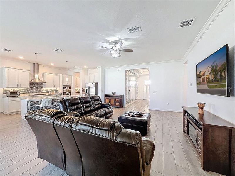 Furnished interior view inside a new home in Southshore Bay: The Estates, Wimauma (Image 17). Furnished interior view inside a new home in Southshore Bay: The Estates, Wimauma (Image 17).