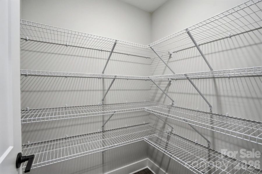Walk in Pantry