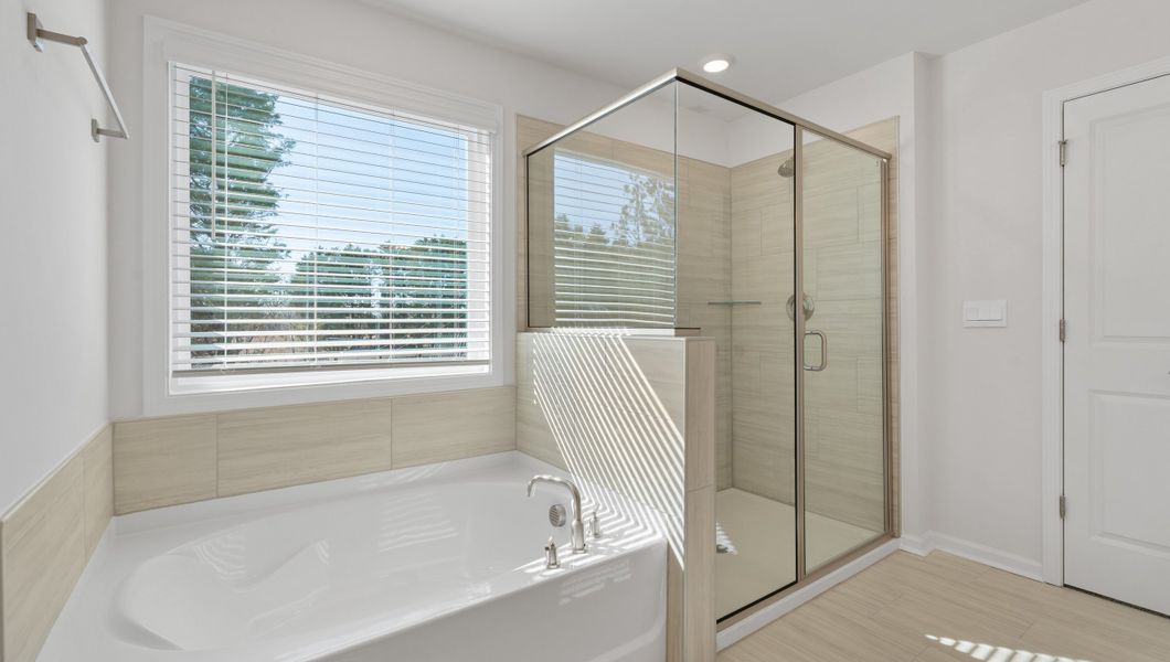 Furnished interior view inside a new home in Cottonwood Ridge, Piedmont (Image 14).