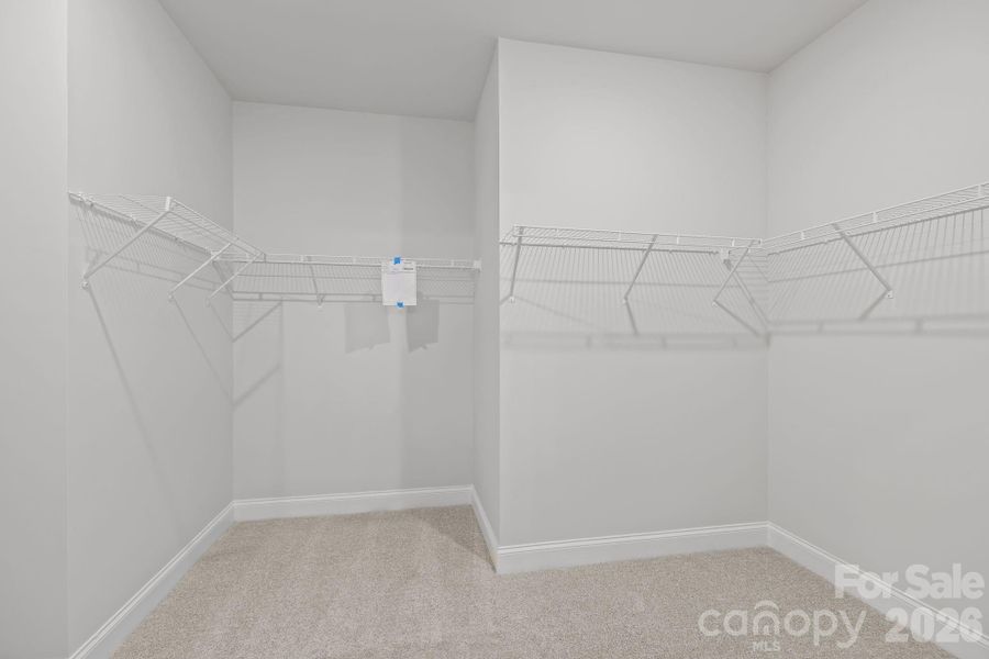 Walk in closet
