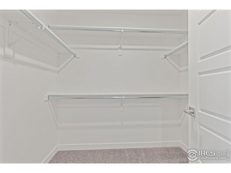 Spacious, unfurnished interior of a new home in Westerly, Erie (Image 12).