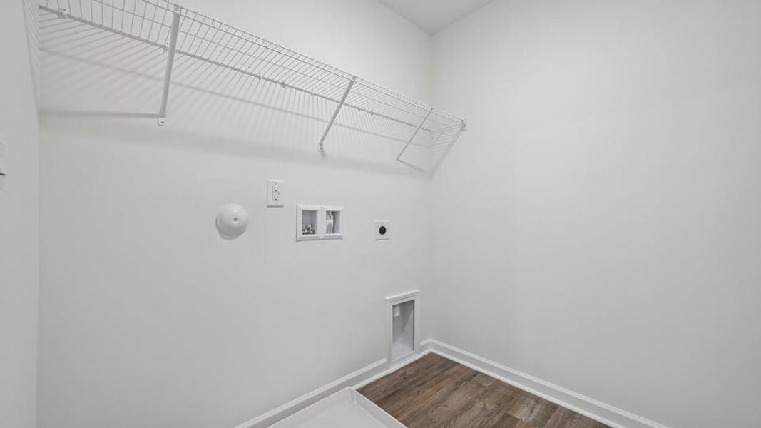 Spacious, unfurnished interior of a new home in Mangum Farms, Stem (Image 27).