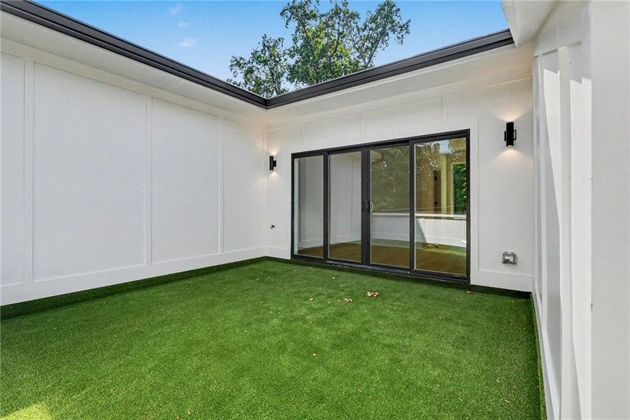 Exterior details and patio area of a home in , Atlanta (Image 31).