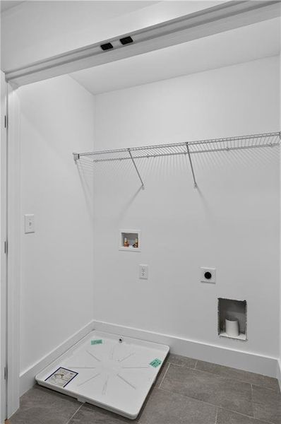 Spacious, unfurnished interior of a new home in , Dawsonville (Image 42).