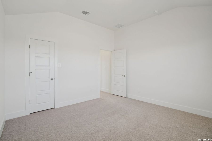 Spacious, unfurnished interior of a new home in Carmel Ranch, Schertz (Image 27). Spacious, unfurnished interior of a new home in Carmel Ranch, Schertz (Image 27).