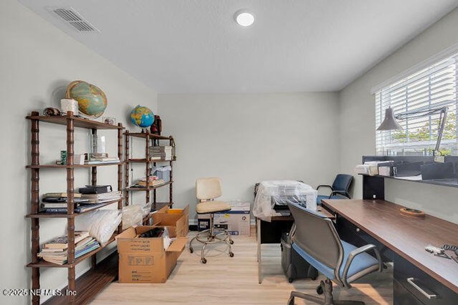 Furnished interior view inside a new home in Edinburgh Village, Jacksonville (Image 40). Furnished interior view inside a new home in Edinburgh Village, Jacksonville (Image 40).
