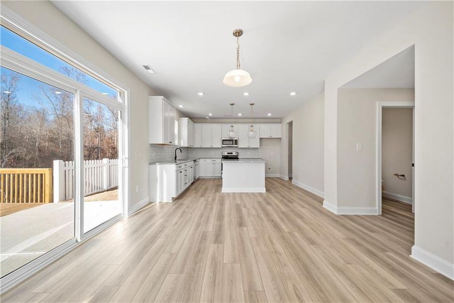 Spacious, unfurnished interior of a new home in Arbor West, Dawsonville (Image 30).