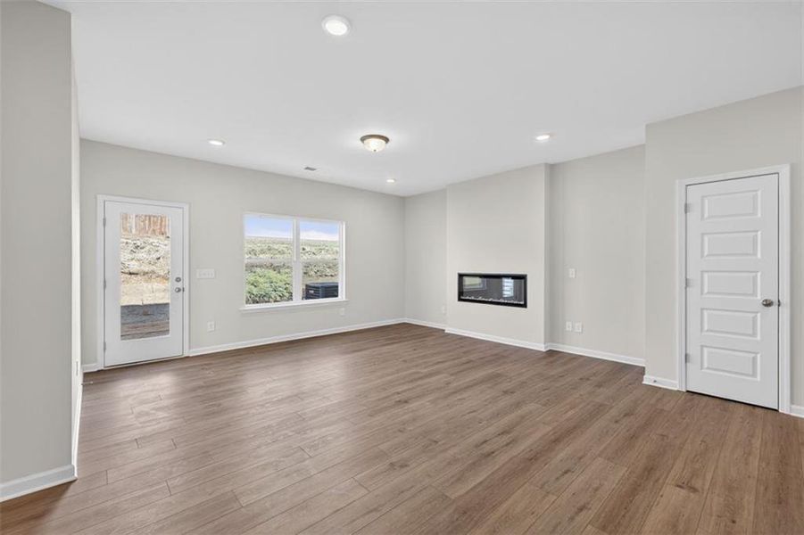 Spacious, unfurnished interior of a new home in Townes At The Stiles, Cartersville (Image 27).
