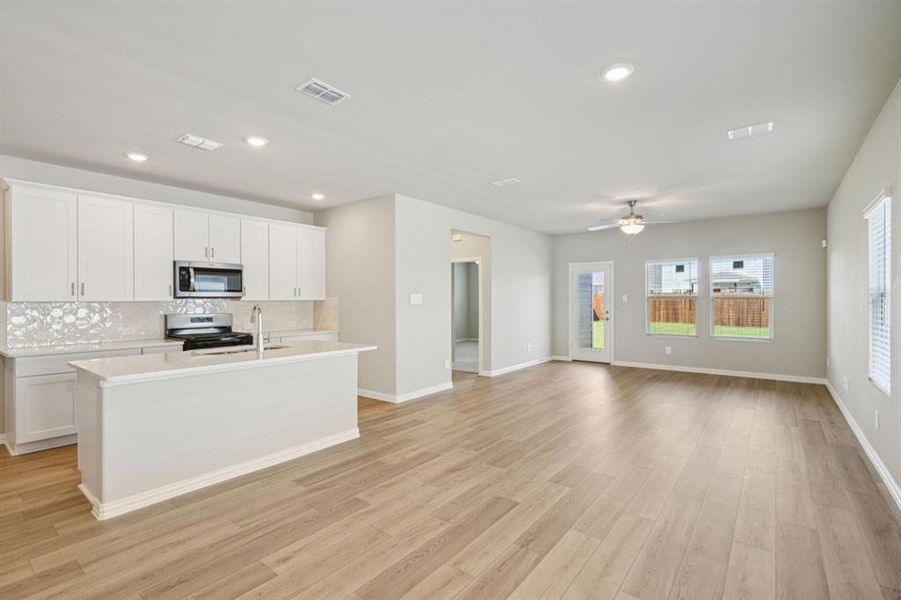 Photo is not of the actual home, but is an inspirational photo of builder’s model home and may depict options, furnishings, and/or decorator features that are not included.