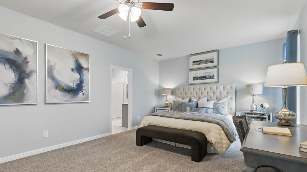 Furnished interior view inside a new home in Vista Park, Decatur (Image 22).