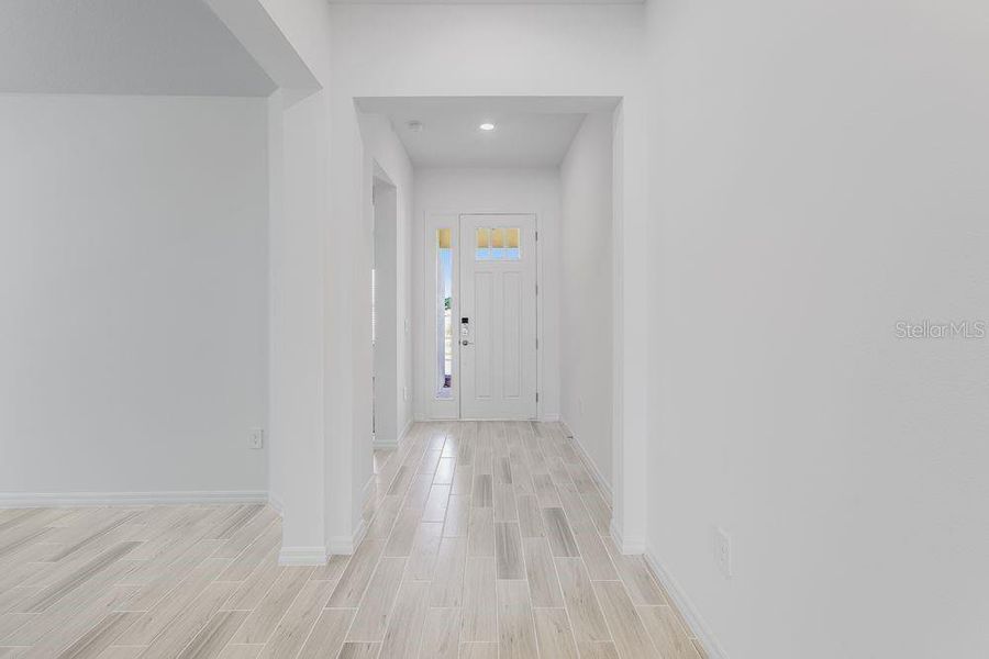 Spacious, unfurnished interior of a new home in Firethorn, Parrish (Image 20).