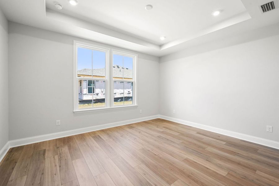 Spacious, unfurnished interior of a new home in Sun City Hilton Head, Bluffton (Image 17).