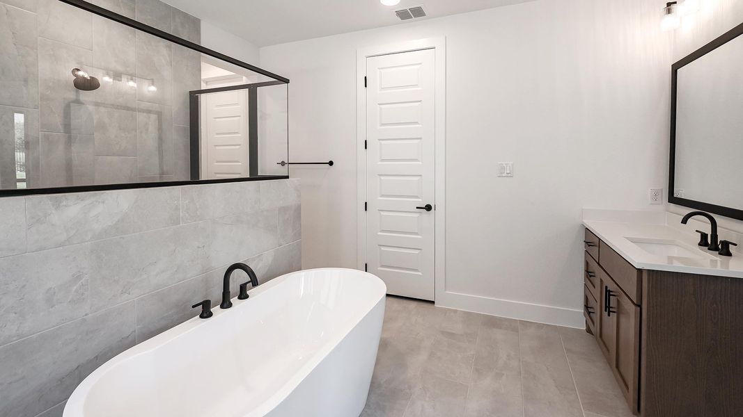 Furnished interior view inside a new home in Parten, Austin (Image 12).