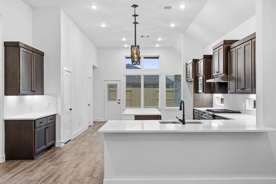 Furnished interior view inside a new home in Mulberry Farms, Santa Fe (Image 10).
