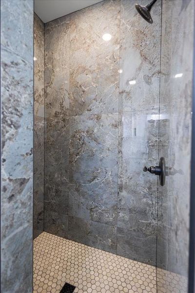 Close-up of interior finishes inside a home in , Lindale (Image 20).