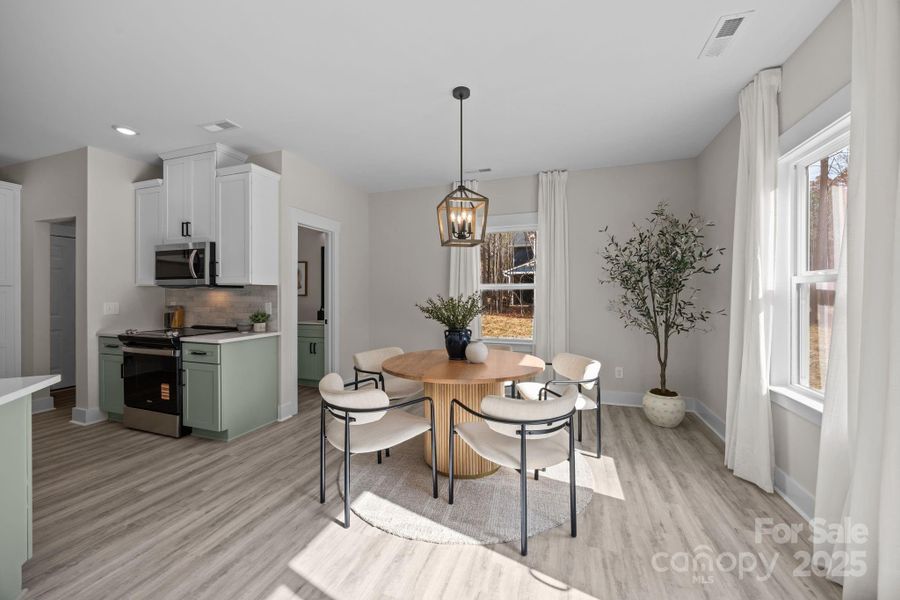 Furnished interior view inside a new home in , Gastonia (Image 20).