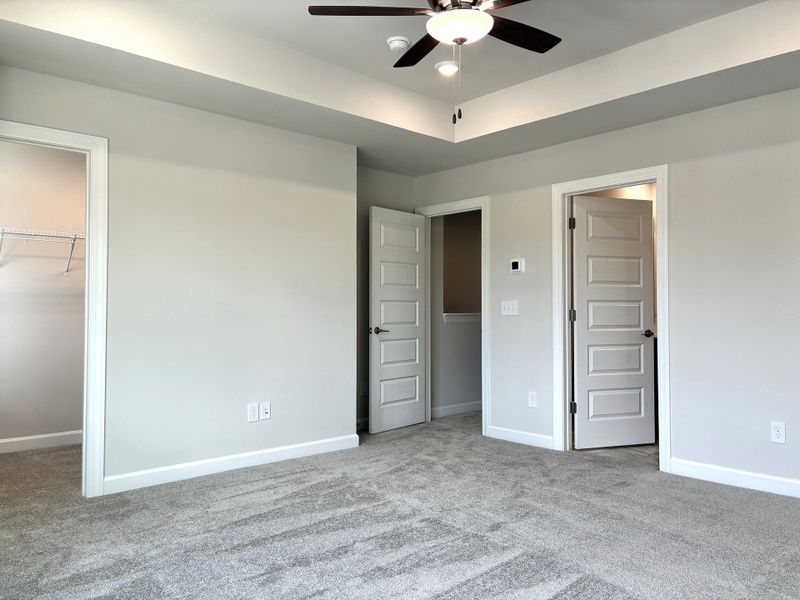 Spacious, unfurnished interior of a new home in Holly View, Greenville (Image 16).