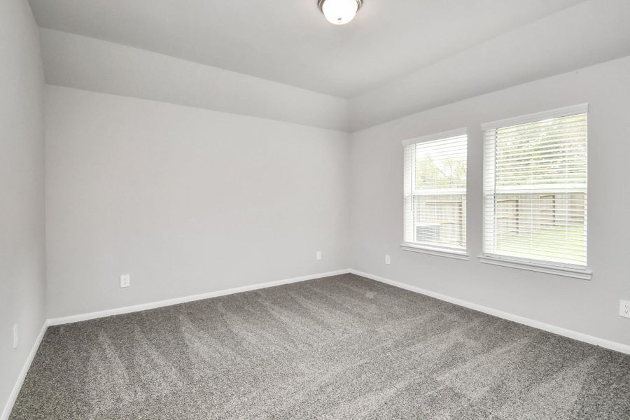 Spacious, unfurnished interior of a new home in Montgomery Ridge: Founders Collection, Montgomery (Image 22).