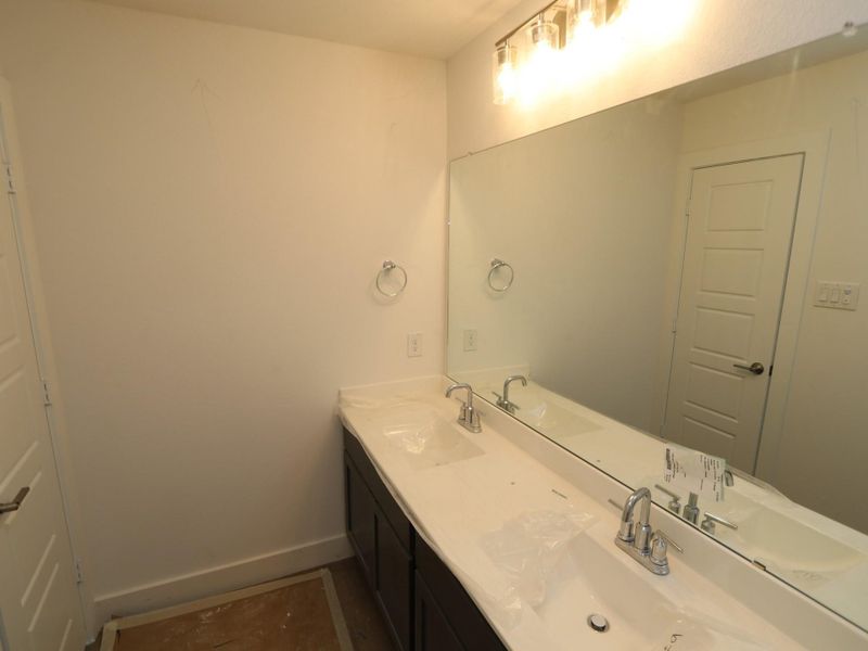 Image 30 of a home in Lago Mar. Image 30 of a home in Lago Mar.