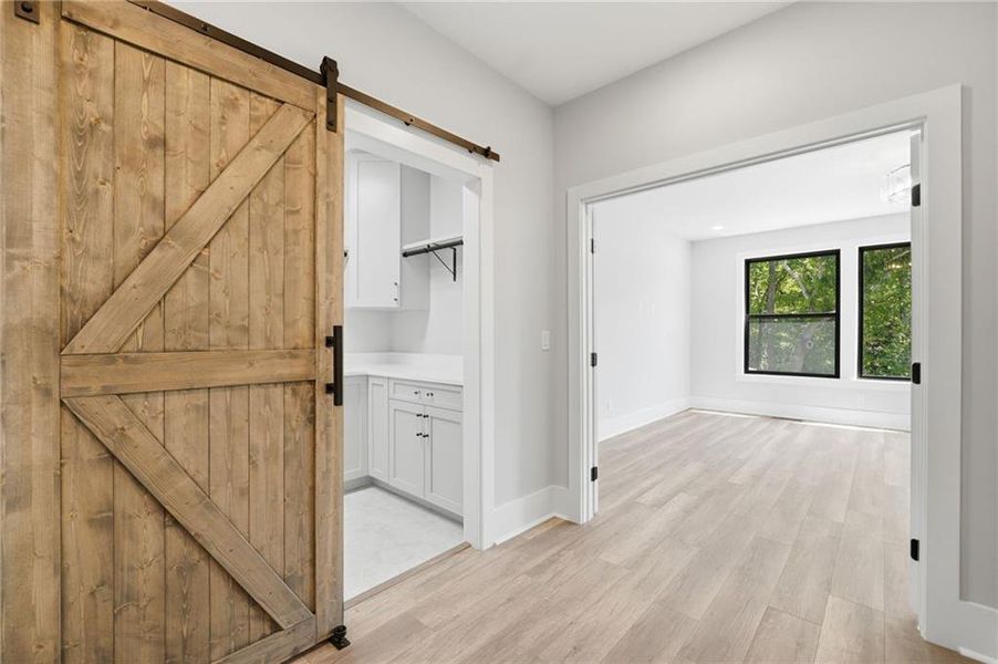 Spacious, unfurnished interior of a new home in , Roswell (Image 55).