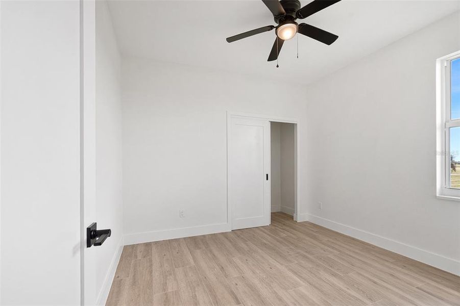 Spacious, unfurnished interior of a new home in , Placida (Image 48).