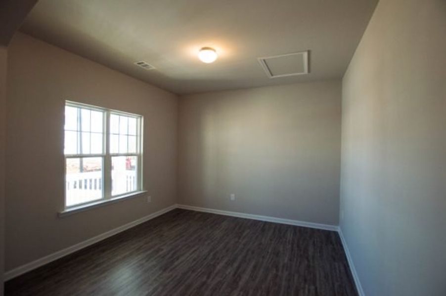 Representative unfurnished interior of a home built from the Brentwood by Piedmont Residential in Hampton Ridge, Jefferson (Image 17).