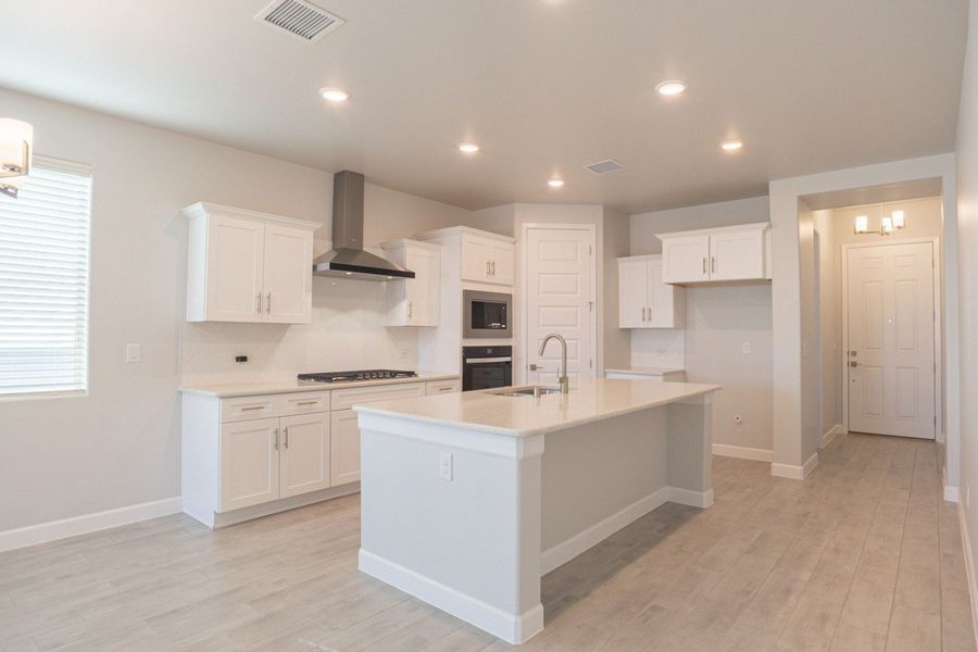 Furnished interior view inside a new home in Paseo Del Este, El Paso (Image 6).