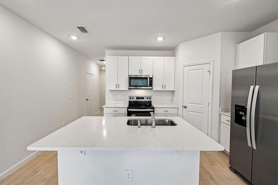 658 Salisbury Cir (11)