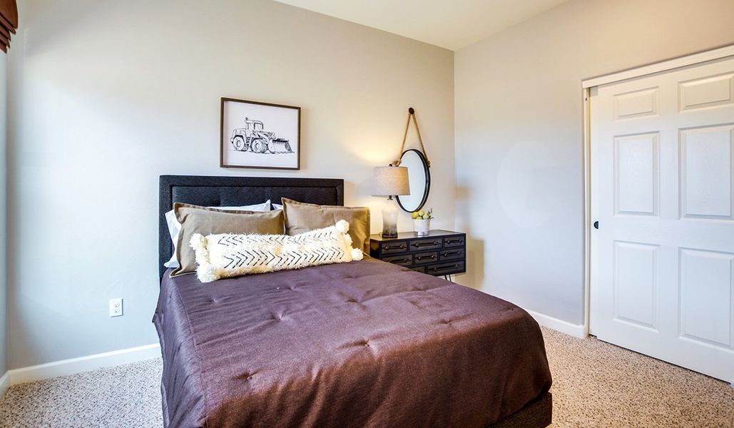 Furnished interior view inside a new home in Sycamore Vista, Vail (Image 33).