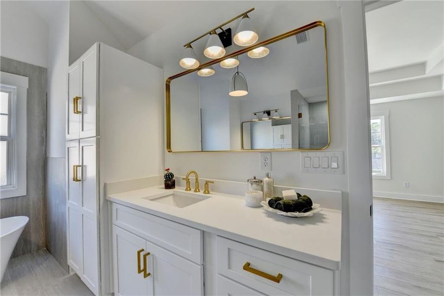 Image 63 of a home in .