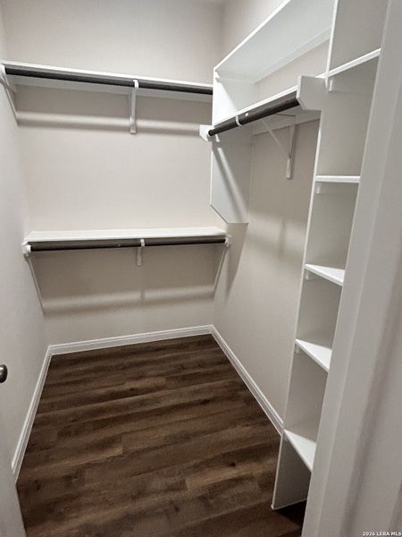 Spacious, unfurnished interior of a new home in , Nixon (Image 7).