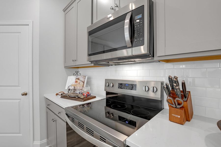 Furnished interior view inside a new home in Rivers Reach, Yemassee (Image 33). Furnished interior view inside a new home in Rivers Reach, Yemassee (Image 33).