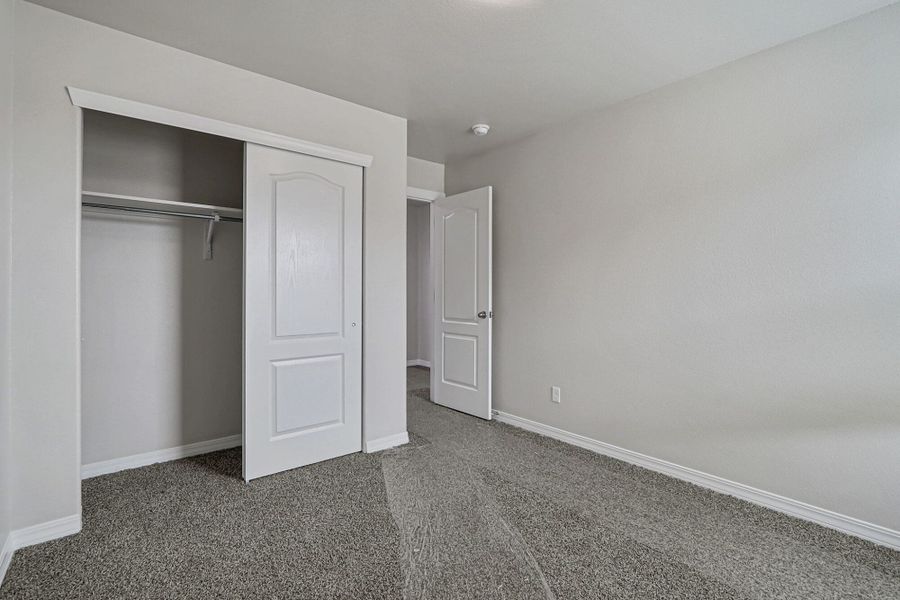 Spacious, unfurnished interior of a new home in Emerald Estates, Horizon City (Image 24). Spacious, unfurnished interior of a new home in Emerald Estates, Horizon City (Image 24).