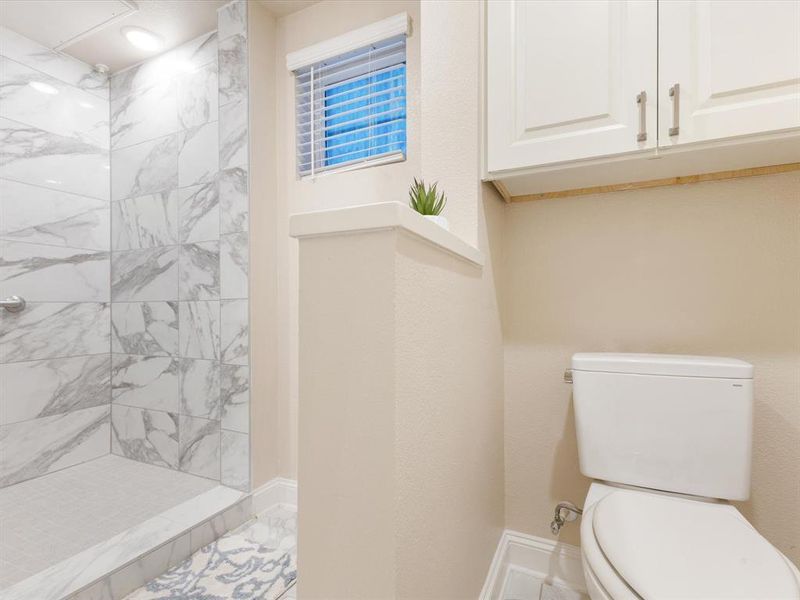 Furnished interior view inside a new home in , McKinney (Image 16).