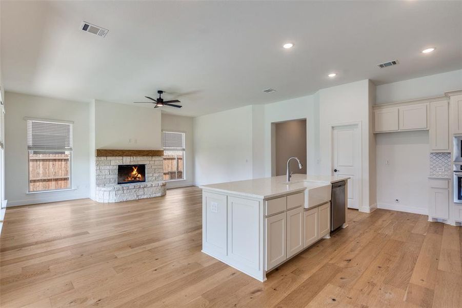 Furnished interior view inside a new home in Willow Wood Classic 60, McKinney (Image 16). Furnished interior view inside a new home in Willow Wood Classic 60, McKinney (Image 16).