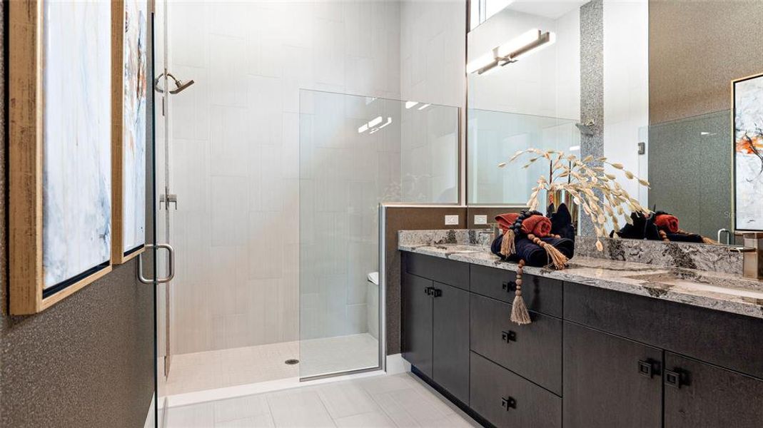 Furnished interior view inside a new home in Cresswind at Lake Harris, Tavares (Image 12).