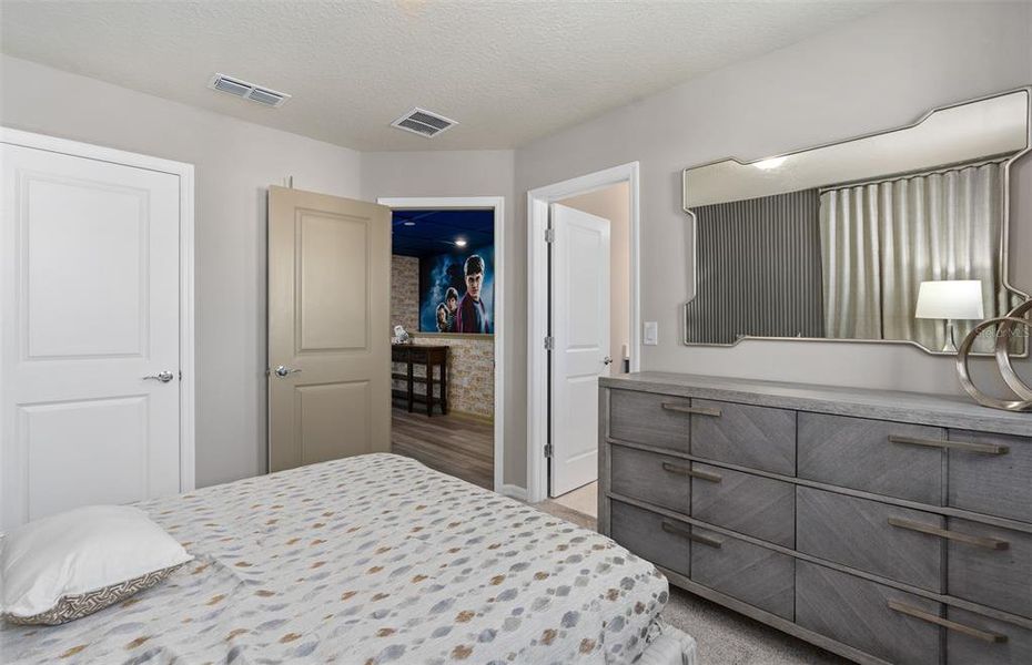 Furnished interior view inside a new home in Windsor Cay Resort, Clermont (Image 24).