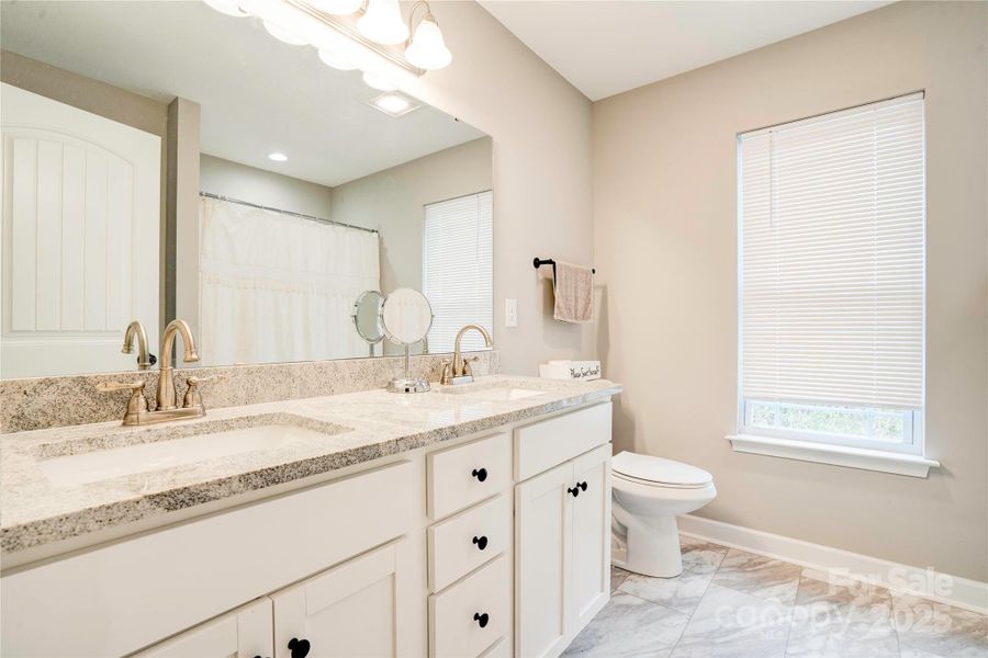 Furnished interior view inside a new home in , Gaffney (Image 21).