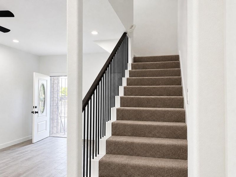 Spacious, unfurnished interior of a new home in , Houston (Image 24).