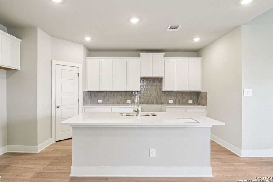 Furnished interior view inside a new home in Thomas Pond, San Antonio (Image 7). Furnished interior view inside a new home in Thomas Pond, San Antonio (Image 7).