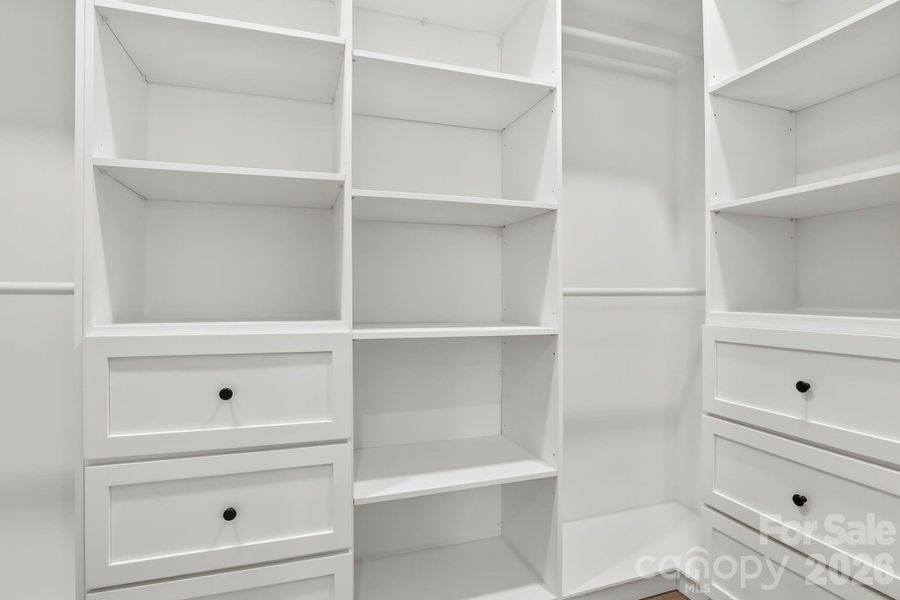 Image 35 of a home in .